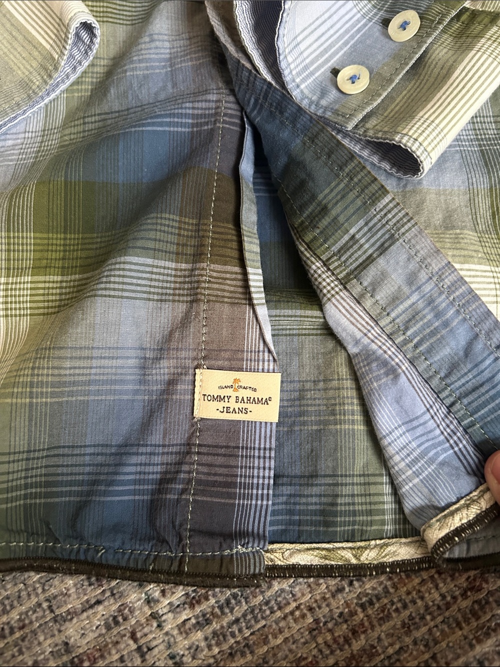 Men’s Tommy Bahama Jeans Button Down Size Medium - Picture 5 of 10